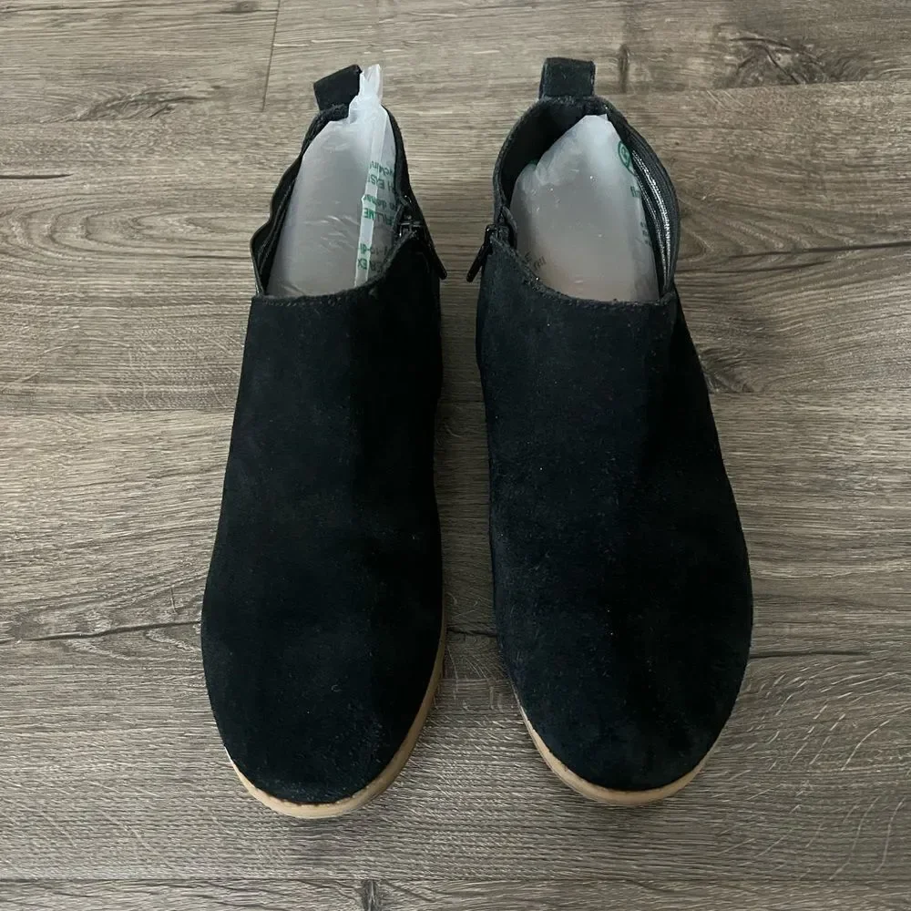 TOMS Girls Size Youth size 5 Leilani Black Suede Ankle Boots